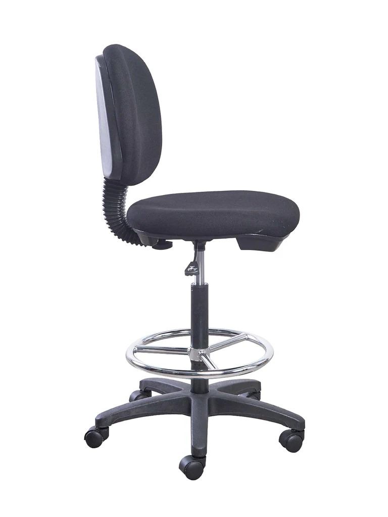 SILLA PARA CAJERO ALTA / ASIENTO Y ESPALDAR TAPIZADO / NEGRA