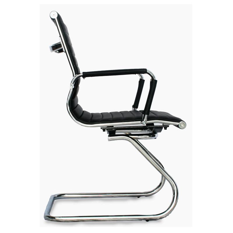 SILLA INTERLOCUTORA POLONIA / ESTRUCTURA CROMO / ASIENTO Y ESPALDA TAPIZADO EN CUERO SINTETICO NEGRO